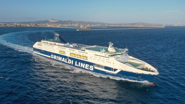 ep archivo   buque cruise barcelona de grimaldi lines
