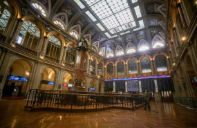 ep archivo   interior del palacio de la bolsa en madrid espana a 22 de marzo de 2021