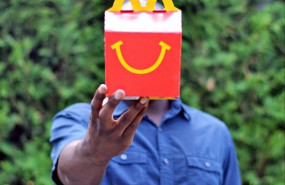 ep archivo   mcdonalds prometio este lunes transformarse en una compania de hamburguesas moderna y