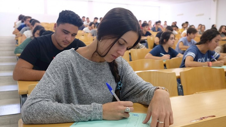Convocatoria extraordinaria de la EBAU en la Universidad de Sevilla en 2019 | UNIVERSIDAD DE SEVILLA - Archivo ep convocatoria extraordinaria de la ebau en la universidad de sevilla en 2019
