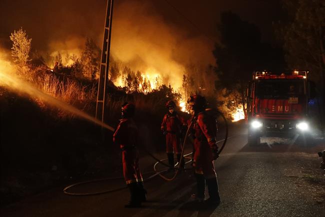 Efectivos de la UME actúan contra los incendios en Portugal | UME ep efectivosla ume actuanlos incendiosportugal