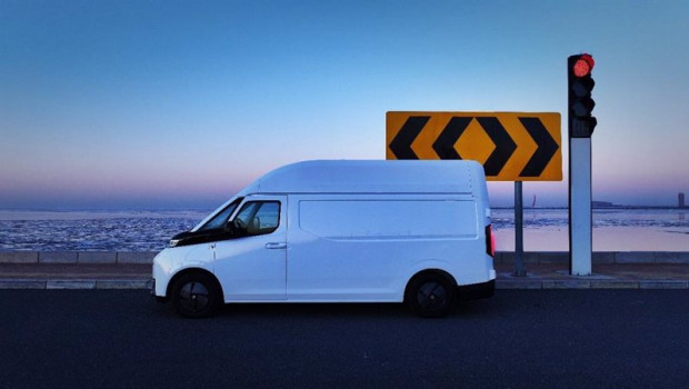 ep farizon estrena su modelo sv en espana con seis gamas distintas y desde los 36790 euros sin iva ep farizon estrena su modelo sv en espana con seis gamas distintas y desde los 36790 euros sin iva