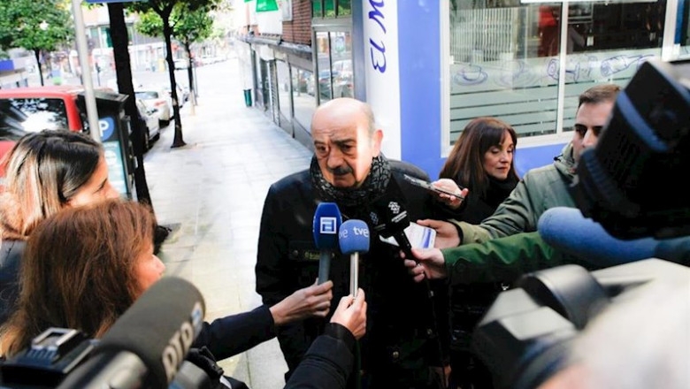 José María Mazón, diputado nacional del PRC, realiza declaraciones tras reunirse en Oviedo con Adriana Lastra, portavoz del grupo socialista en el Congreso, para negociar el apoyo de los regionalistas a la investidura de Pedro Sánchez | PRC ep jose maria mazon diputado nacional del prc realiza declaraciones tras reunirse en oviedo con