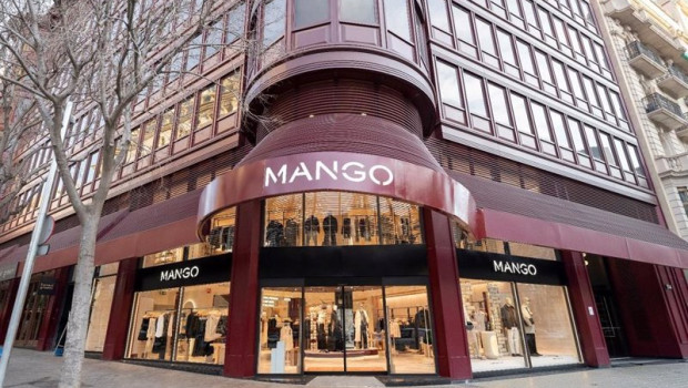 ep la nueva flagship store de mango en el numero 514 de la avenida diagonal de barcelona