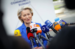 ep la presidenta de la comision europea ursula von der leyen en declaraciones a los medios en erevan