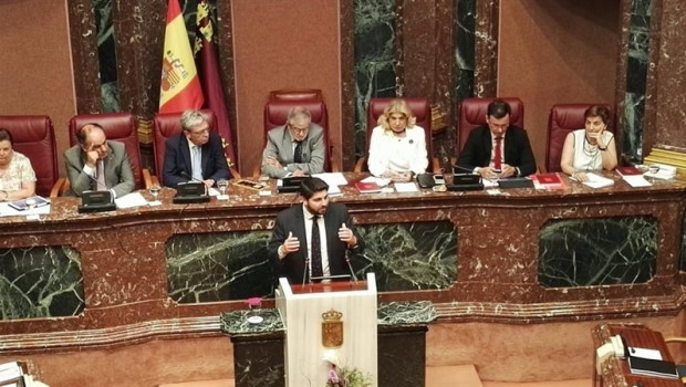 López Miras apela a la "generosidad y esfuerzo" de Vox minutos antes de la votación para su investidura en Murcia | ASAMBLEA REGIONAL ep lopez miras apelala generosidadesfuerzo de vox minutosdevotacionsu investiduramurcia