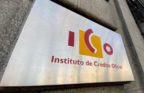 ep placa amb el logo de lico institut de crdit oficial
