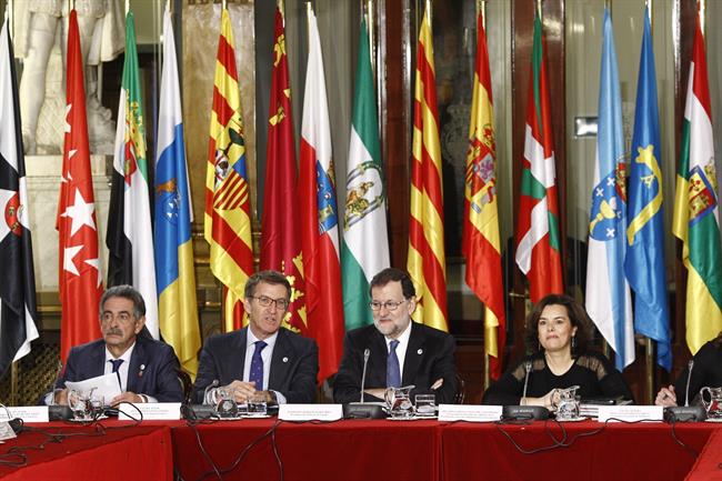 Rajoy preside la primera sesión de trabajo de la Conferencia de Presidentes | EUROPA PRESS ep rajoy presideprimera sesiontrabajola conferenciapresidentes