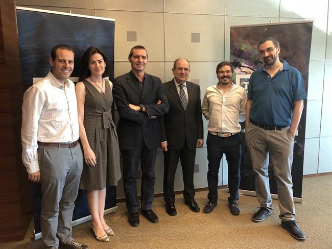 Representantes de Esri y la Asociación de Geógrafos Españoles | ESRI ep representantesesrila asociaciongeografos espanoles