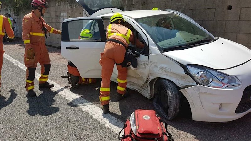 ep accidente entre dos coches en xtiva