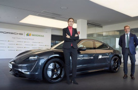 ep alianza entre iberdrola y porsche para impulsar la recarga ultrarrapida del coche electrico