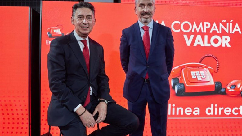 El consejero delegado de Línea Directa, Miguel Ángel Merino, y el director financiero, Carlos Rodríguez. | LÍNEA DIRECTA - Archivo ep archivo el consejero delegado de linea directa miguel angel merino y el director financiero