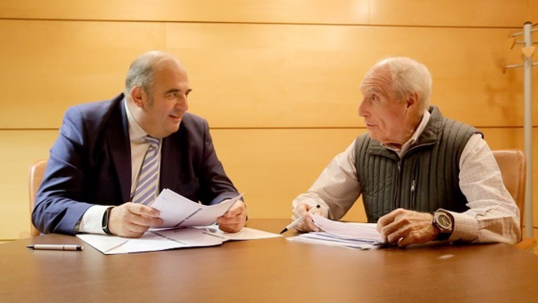 ep archivo el presidente del colegio de ingenieros industriales de valladolid inaki bengoetxea con ep archivo el presidente del colegio de ingenieros industriales de valladolid inaki bengoetxea con