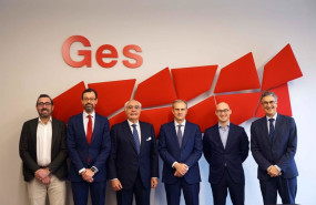 ep archivo representantes de denarius y de grupo ges durante la firma del acuerdo para que ep archivo representantes de denarius y de grupo ges durante la firma del acuerdo para que