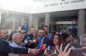 ep celia mayercarlos sanchez mato tras declararquerellados