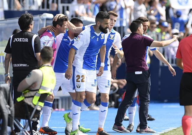 Dimitrios Siovas celebra su gol ante el Betis. | LALIGA ep dimitrios siovas celebragolbetis