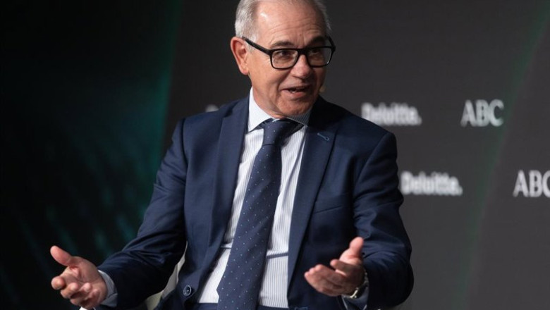 ep el ceo de unicaja isidro rubiales durante el 32 encuentro del sector financiero de deloitte y abc ep el ceo de unicaja isidro rubiales durante el 32 encuentro del sector financiero de deloitte y abc