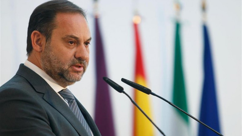 El ministro de Fomento en funciones, José Luis Ábalos | Álex Zea - Europa Press ep el ministro de fomento en funciones jose luis abalos en el acto de celebracion del centenario del