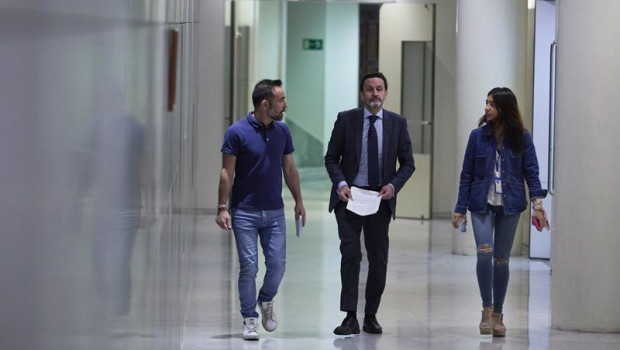 ep el portavoz adjunto de ciudadanos en el congreso edmundo bal c a su llegada a una rueda de prensa