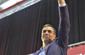 ep el presidente del gobierno en funciones pedro sanchez saluda en el acto de la comida-mitin del
