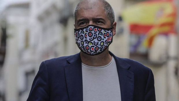 ep el secretario general de ccoo unai sordo frente al palau de la generalitat valenciana a 24 de