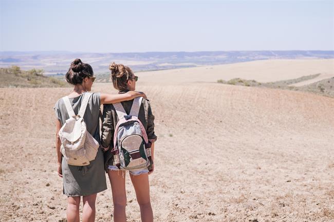 Hemper, marca de mochilas sostenibles hechas por familias nepalíes | HEMPER ep hemper marcamochilas sostenibles hechasfamilias nepalies