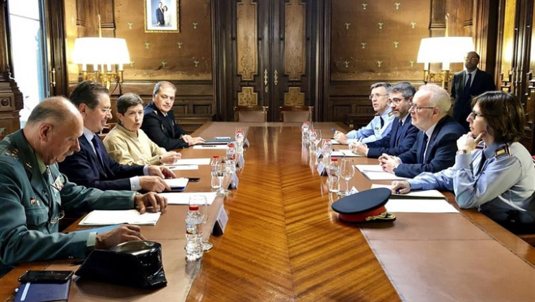 ep la delegada del gobierno teresa cunillera el director del gabinete de coordinacion de la