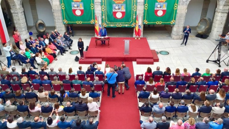 PRC TWITTER ep miguel angel revilla juracargopresidentecantabriatoma posesioncuarta vezsu historia