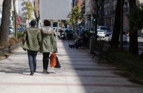 ep parejas calle gente pasear paseando compras centromadrid amor