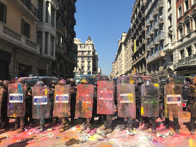 Se celebran a la vez una manifestación soberanista y otra convocada por el sindi | Europa Press - Europa Press ep se celebranla vezmanifestacion soberanistaotra convocadasindi