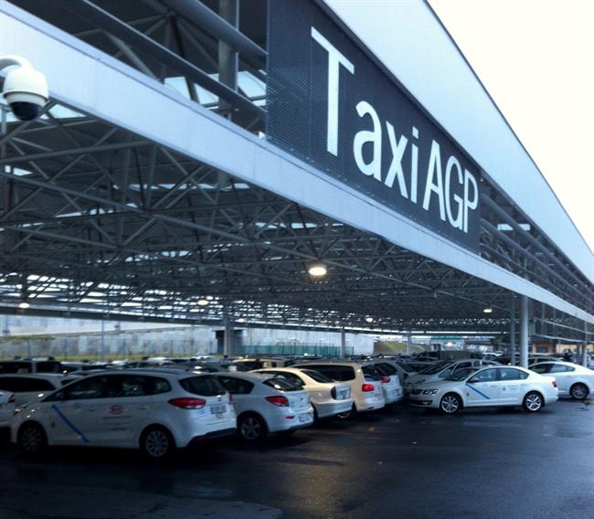 Taxis en el aeropuerto de Málaga | EUROPA PRESS ep taxisaeropuertomalaga