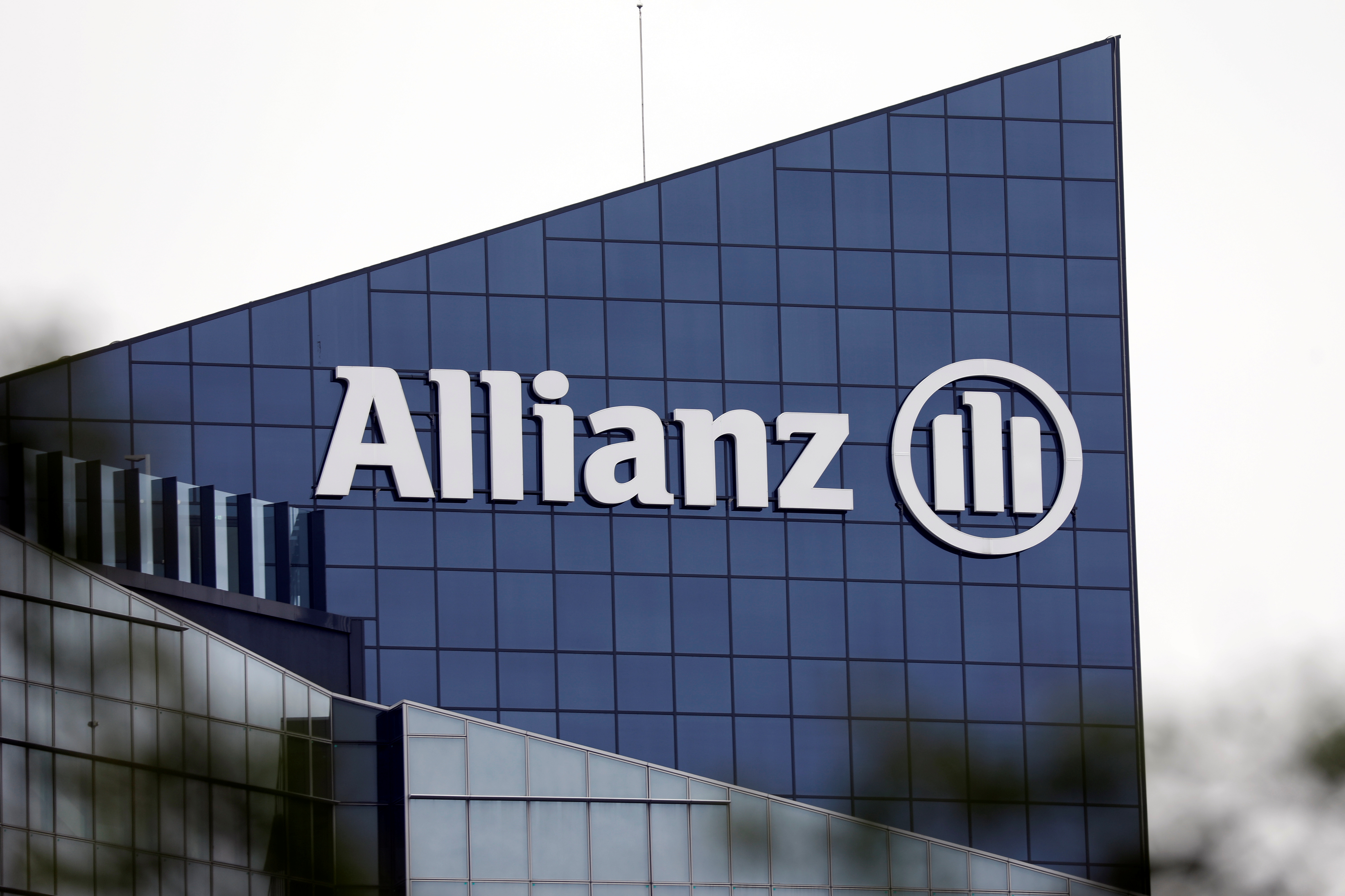 allianz-hausse-de-24-du-benefice-net-au-3e-trimestre-objectifs-confirmes