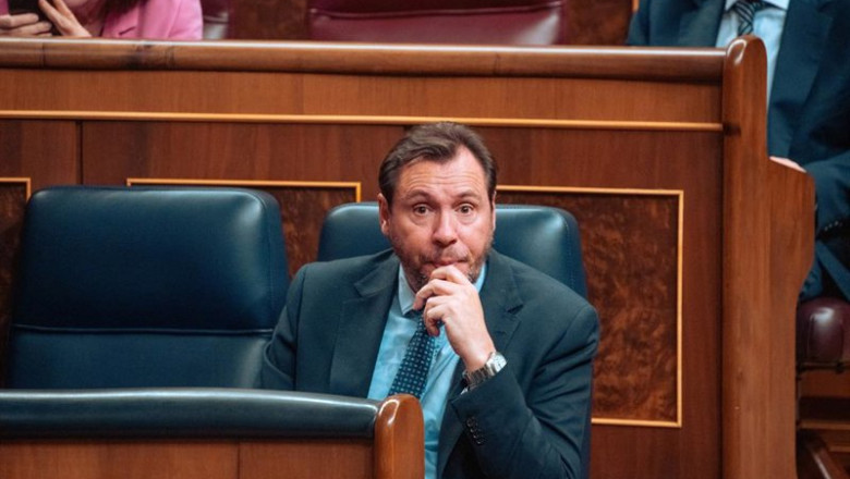Archivo - El ministro de Transportes y Movilidad Sostenible, Óscar Puente, durante una sesión plenaria, en el Congreso de los Diputados, a 11 de junio de 2024, en Madrid (España). | Gabriel Luengas - Europa Press - Archivo ep archivo el ministro de transportes y movilidad sostenible oscar puente durante una sesion 20260203080903