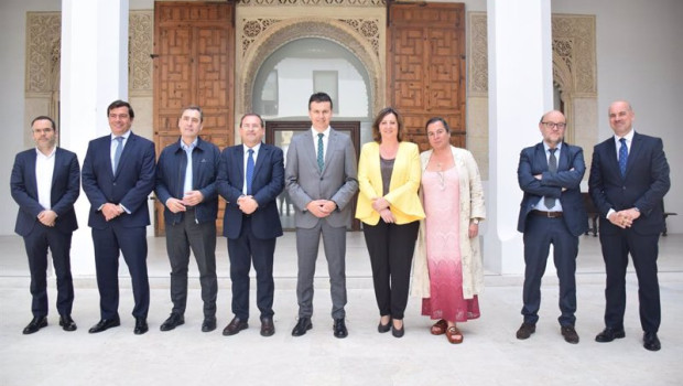 ep el ministro de industria comercio y turismo en el palacio de fuensalida