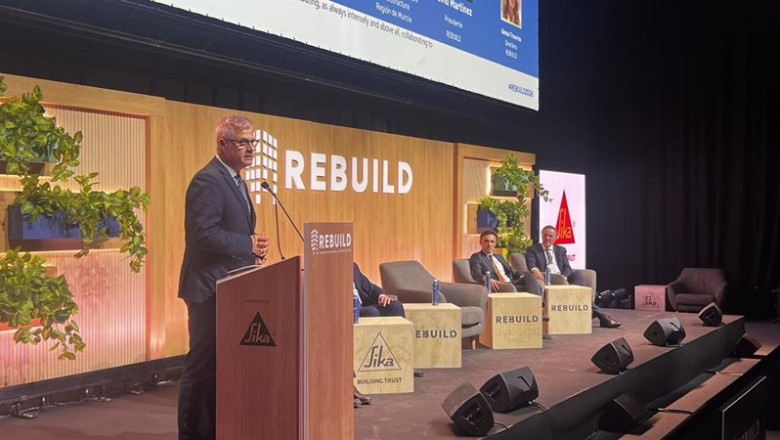 ep el secretario de estado de vivienda y agenda urbana david lucas en la inauguracion de rebuild