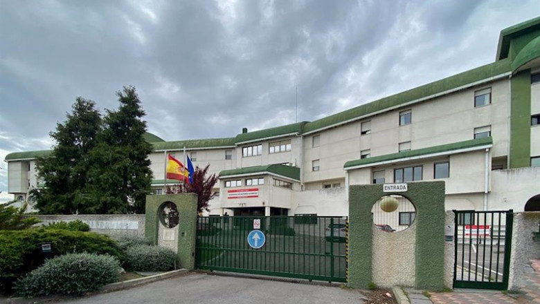 ep fachada de la residencia de mayores alcorcon ep fachada de la residencia de mayores alcorcon