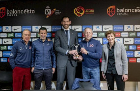 ep garbajosa recibe el laureus de manos de fitzpatrick