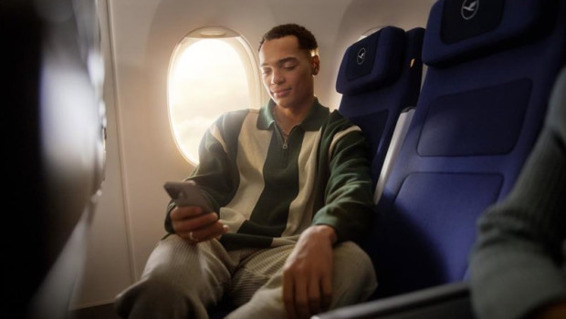 ep grupo lufthansa estrena la conexion wifi de starkink en su primera avion