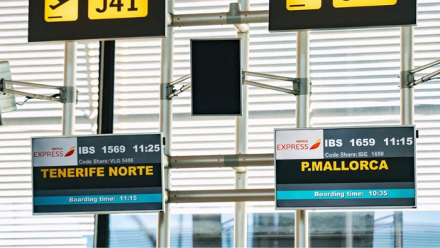 ep iberia express vuela a los archipielagos