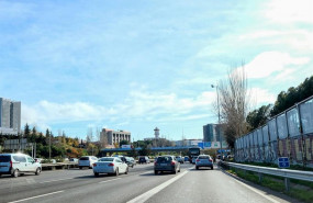 ep imagen de recurso de coches por la m30 de madrid