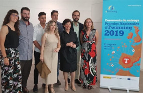 ep la ministraeducacionformacion profesionalfunciones isabel celaa ha hecho entregalos premios etwinning 201932 profesores responsableslos 12 proyectos galardonadosesta edicion