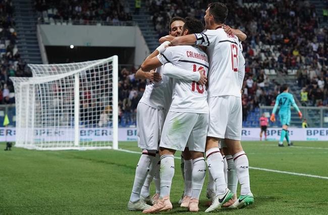 ep los futbolistasac milan celebrangol