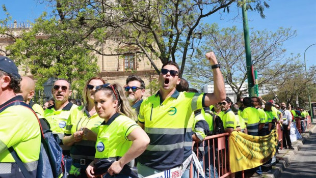 ep los trabajadores de acerinox durante una concentracion