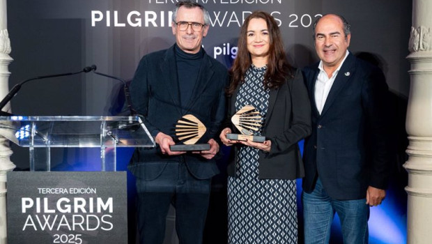 ep paradores recibe el premio pilgrim 2025 a la mejor cadena hotelera del camino de santiago