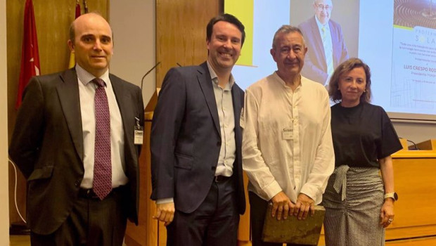 ep protermosolar nombra a luis crespo presidente honorifico