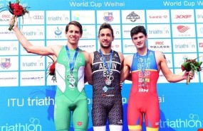 ep uxio abuin antonio serrat copa mundo triatlon
