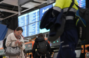 ep varias personas en la estacion de sants a 26 de enero de 2026 en barcelona catalunya espana renfe