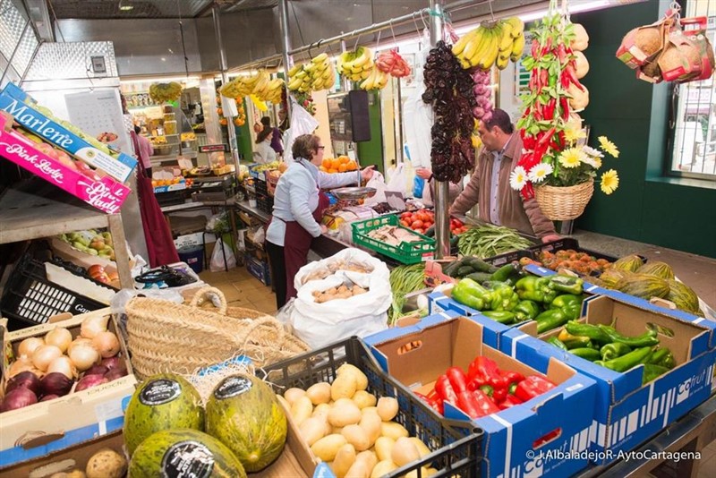 ep venta de productos frescos en el mercado de santa florentina en cartagena murcia