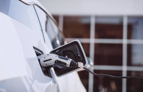 ep archivo el moves iii aumenta las ayudas hasta 7000 euros para la compra de un coche electrico ep archivo el moves iii aumenta las ayudas hasta 7000 euros para la compra de un coche electrico