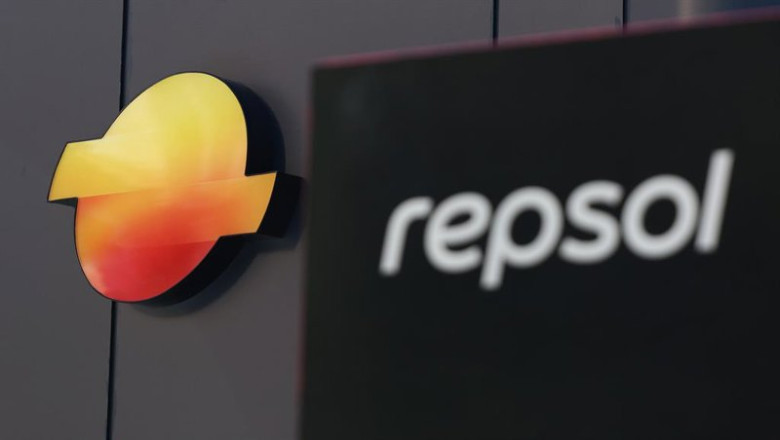 ep archivo   el nuevo logo e imagen de marca de repsol a 27 de junio de 2025 en madrid espana
